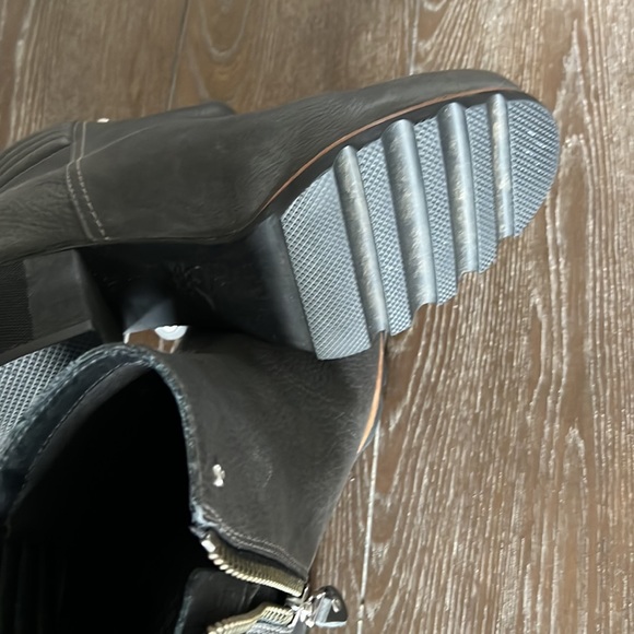 Sorel Danica boots - Picture 8 of 10